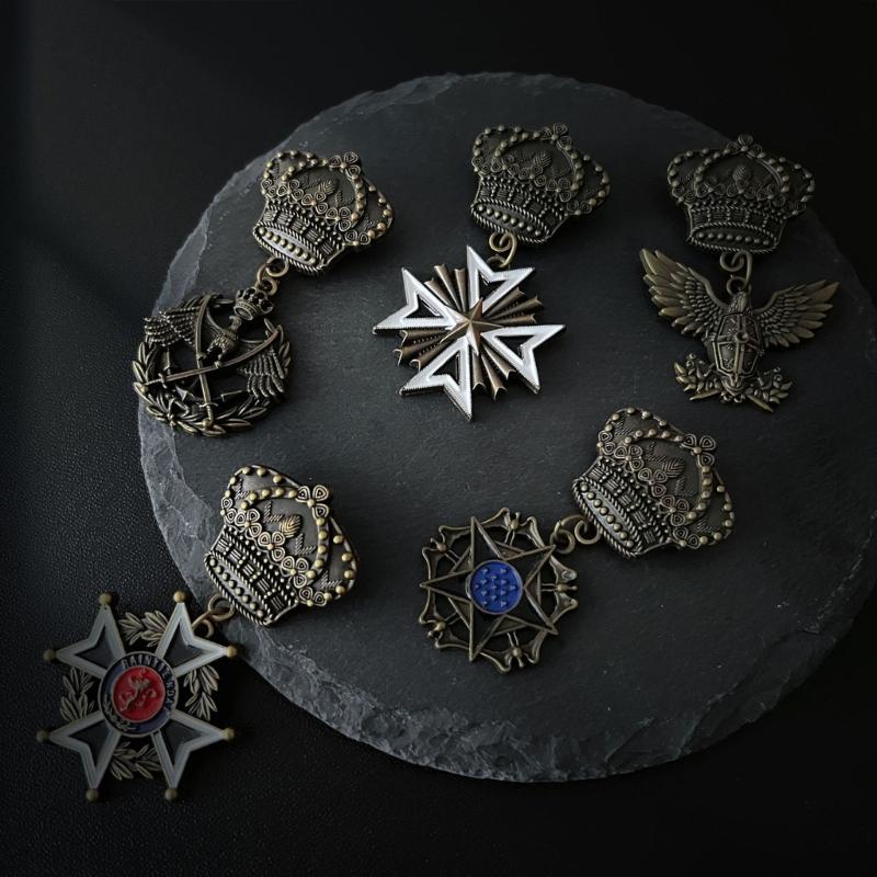 Antique Martial Enthusiast Badge Historical Value Collectible Emblem Badge Metal Pin for Clothes Decoration