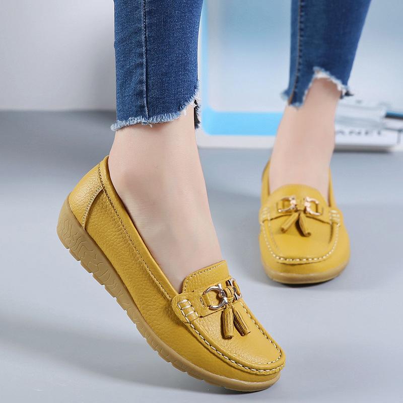 Autumn mother shoes single shoes women's flat bottom women's Doudou shoes genuine leather flat heel soft sole leather shoes large size women's shoes