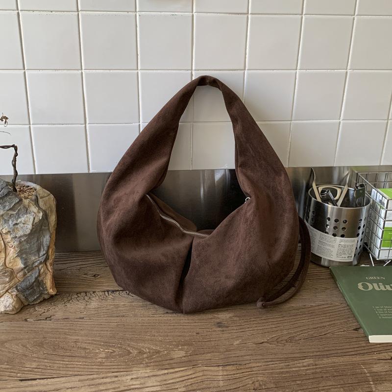 Retro fashion large-capacity bag women's 2025 new simple and versatile dumpling bag niche high-end shoulder women's bag