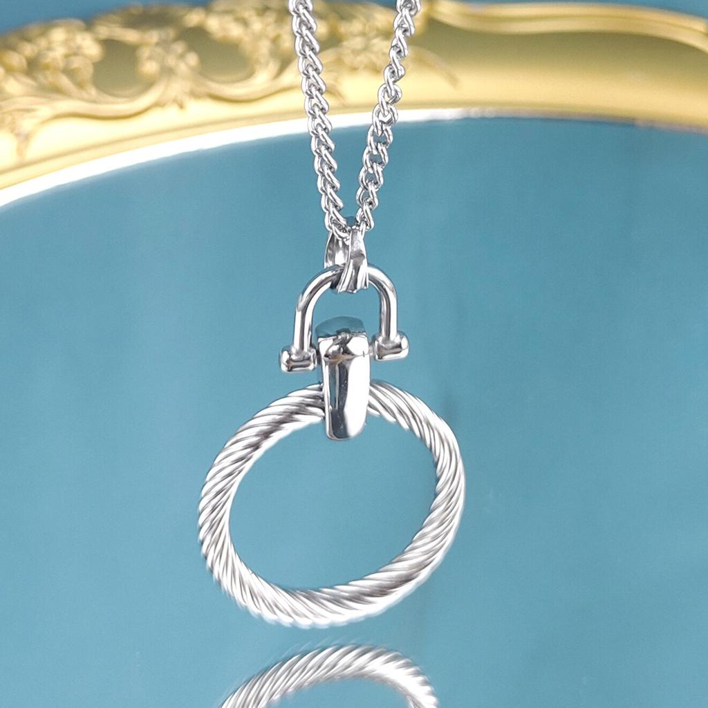 Creative Fashion Trend Round Cable Twisted Circle Pendant Stainless Steel Women's Versatile Clothing Necklace