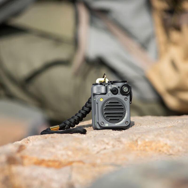 

Mao Wang MW-PVX Wild Mini Portable Bluetooth Speaker