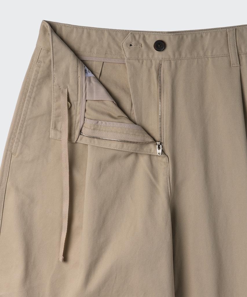 MUSINSA STANDARD WOMAN Women'S Deep Tuck Extra Wide Chino Pants [Beige]