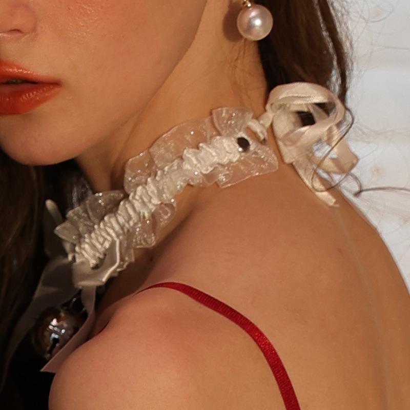 

Милое белое кружевное ожерелье с маленьким колокольчиком и бантом, чокер, цепочка на ключицу, украшение на шею, милая повязка на шею для девочки, ошейник для служанки, сексуальные аксессуары