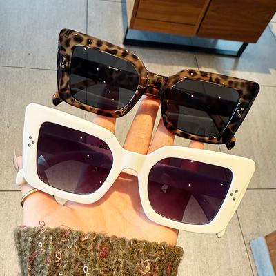 Vintage Square Sunglasses for Women Men Rectangle Sun Glasses Female Cat Eye Eyewear Oculos De Sol for Male Female Eyeglasses