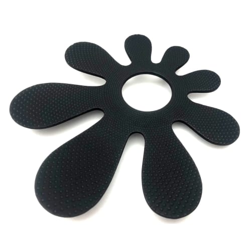 Ichiudo Nambu Ironware Teapot Mat, Cactus Design, Black