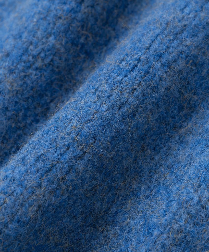 KNITTED (Unisex) Boucle Raglan Crop Round Knit Blue