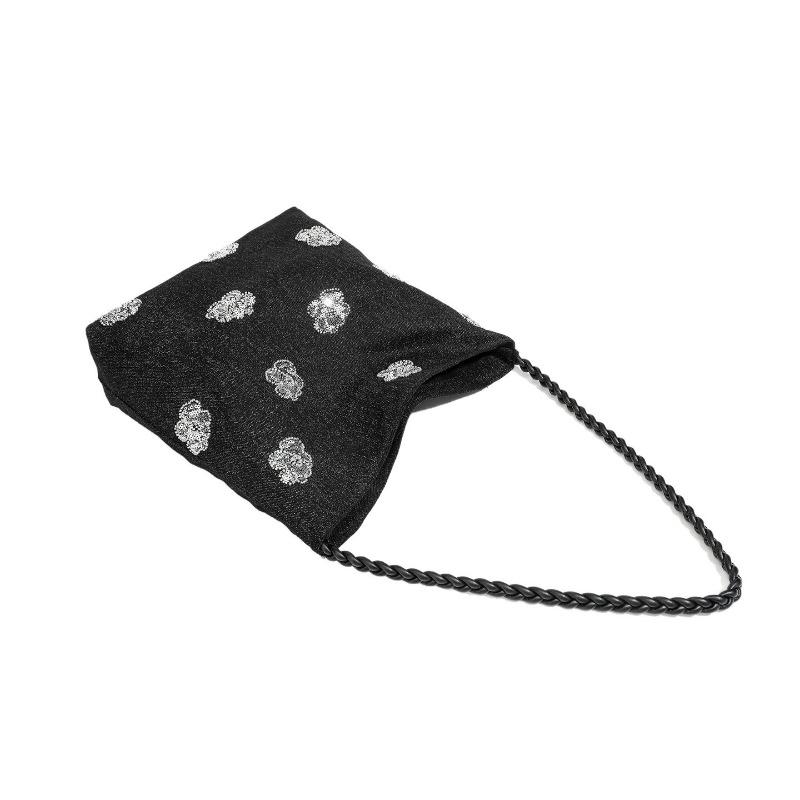 A Trendy, Flower-patterned Retro Style Single-shoulder Underarm Bag for Girls, A Niche and Large-capacity Bag
