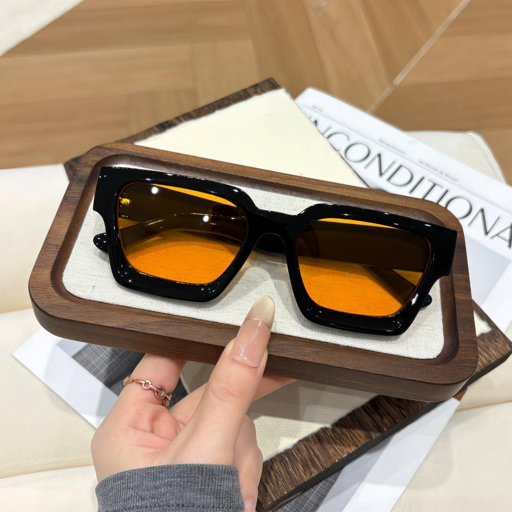 Occhiali da sole alla moda stile retrò europeo e americano per uomo e donna tendenza versatile protezione solare estiva e protezione UV
