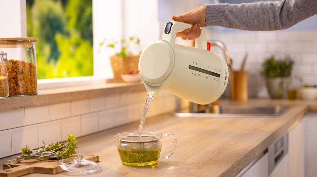 Kettle Bosch Mymoment Twk3M127 1 Pc