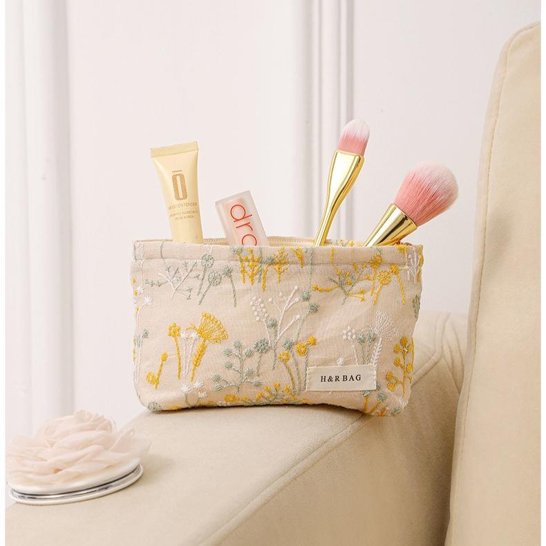 Women's Cosmetic Bag Small Vintage Purple Flowers Cosmetics Lipstick Storage Bag Handheld Portable Canvas Storage Bag Purse
