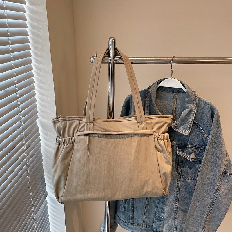 Casual large-capacity underarm bag women's new simple nylon cloth tote bag versatile document shoulder bag