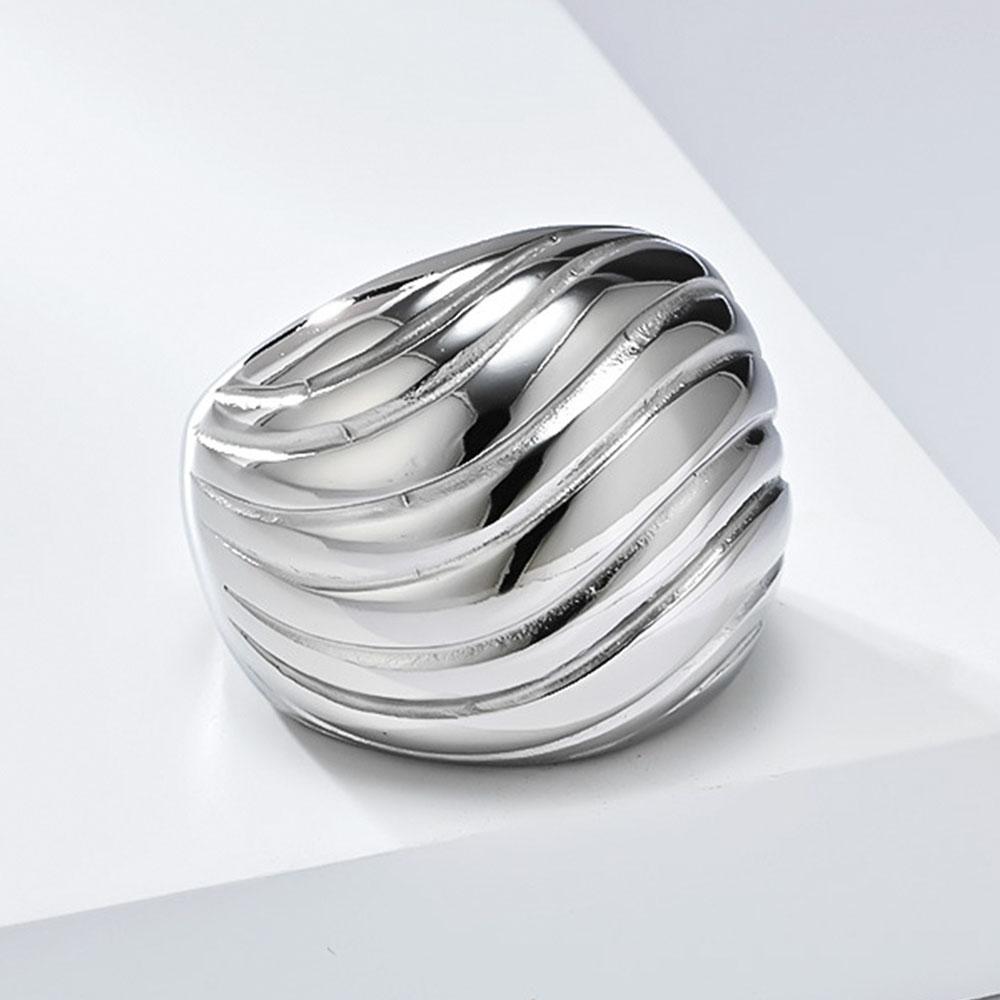 Wave Pattern French Titanium Steel Ring for Women Exaggerated Personality Advanced and Versatile Hand Jewelry