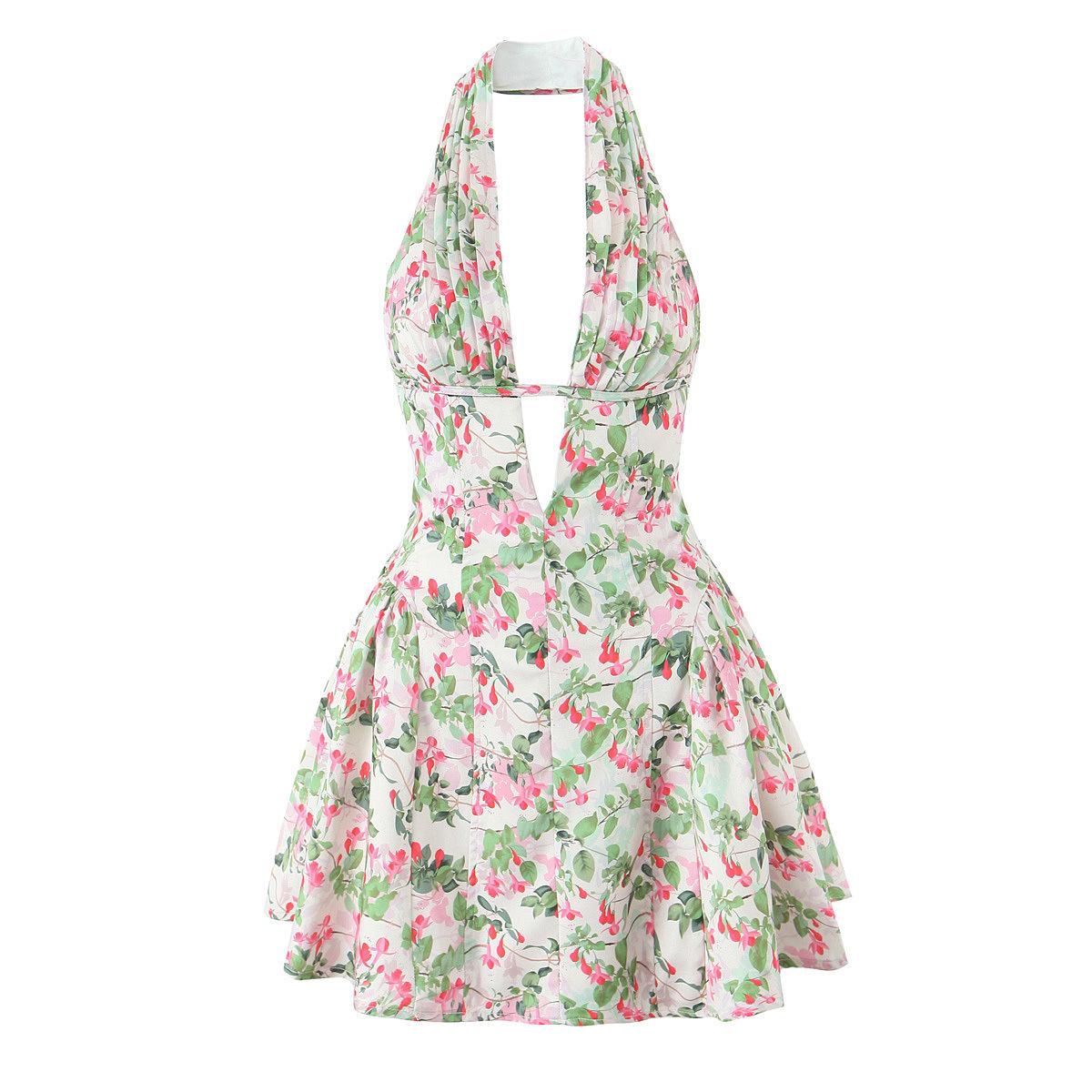 European Luxury Pleated Halter Dress: Sweet & Spicy, Deep V-Neck, Backless, Cinched Waist, Slim Fit Small