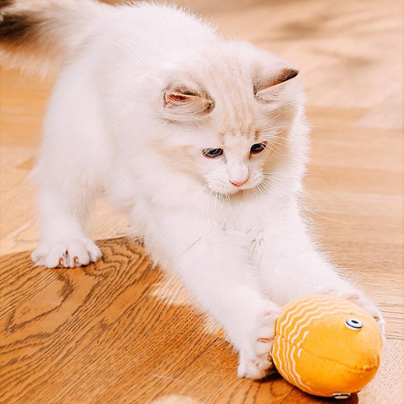 Pet Cat Toy Small Fish Shape Linen Fish Containing Catnip Toy