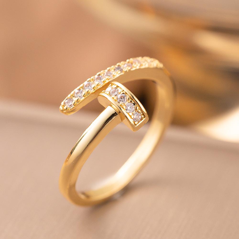 Micro-Inlaid Zircon Fashion Open Ring - Adjustable Luxury Index Finger Jewelry for Women