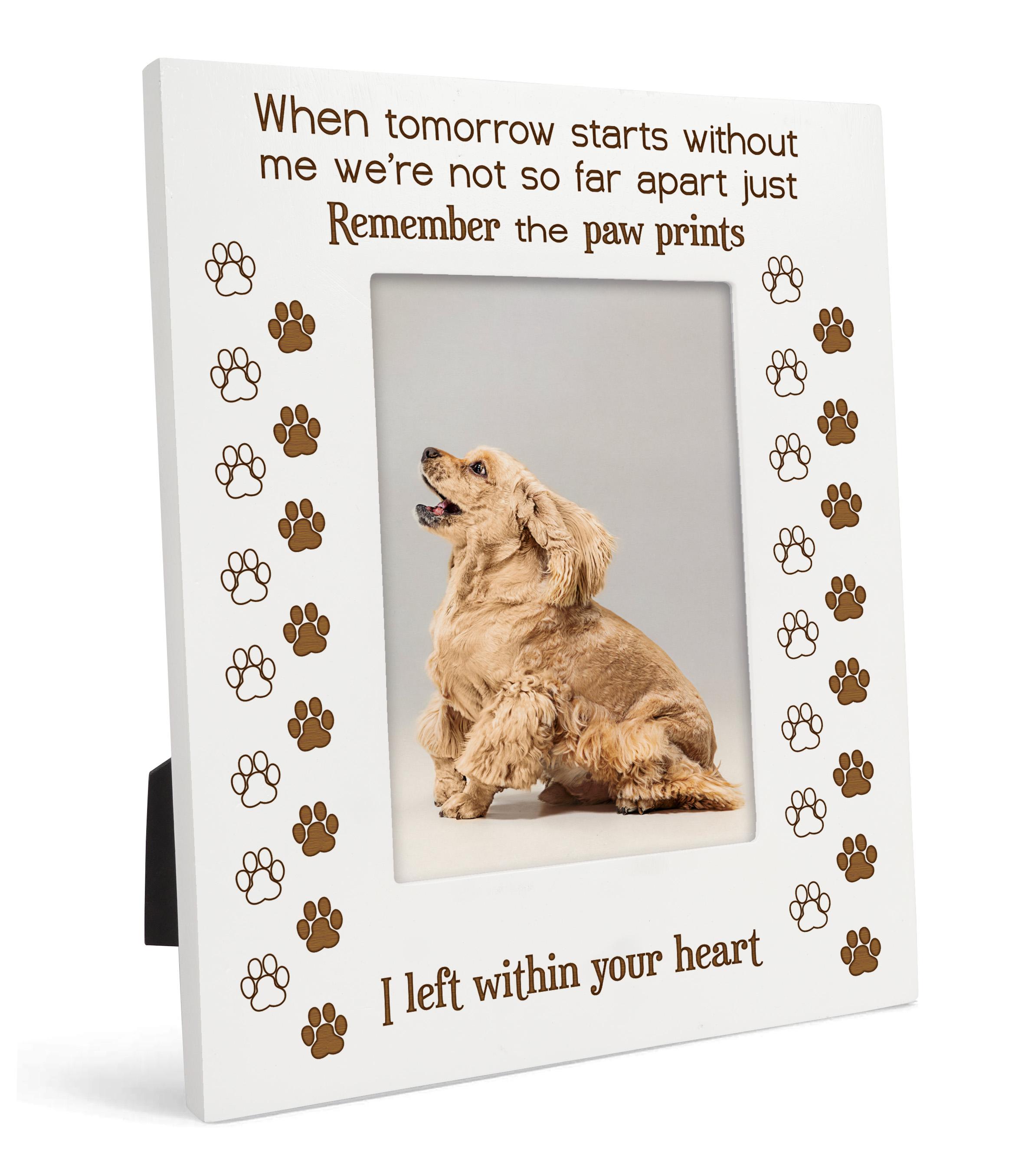 

Дорогий сувенір, зроблений з любов ю, гравірована настільна фоторамка, дерев яна, цитати, я залишився у твоєму серці, біла фоторамка 4x6 Inches Vertical білий