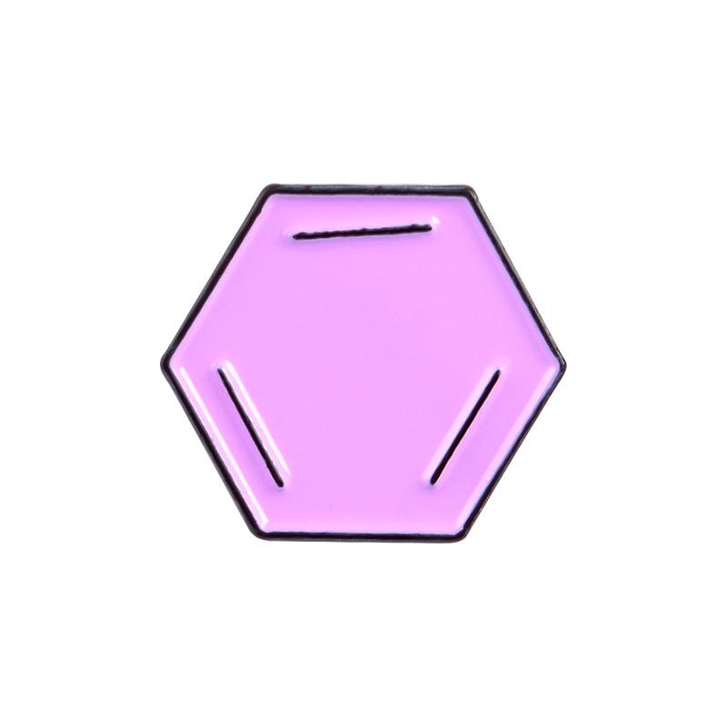 Personalizovaná kreslená kovová brož s chemickým prvkem pro tašky