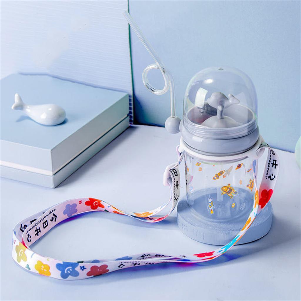 Velrybí láhev na stříkání vody Hrneček pro kojence Plastový dětský hrnek na vodu se slámkou(Modrošedý řemínek )