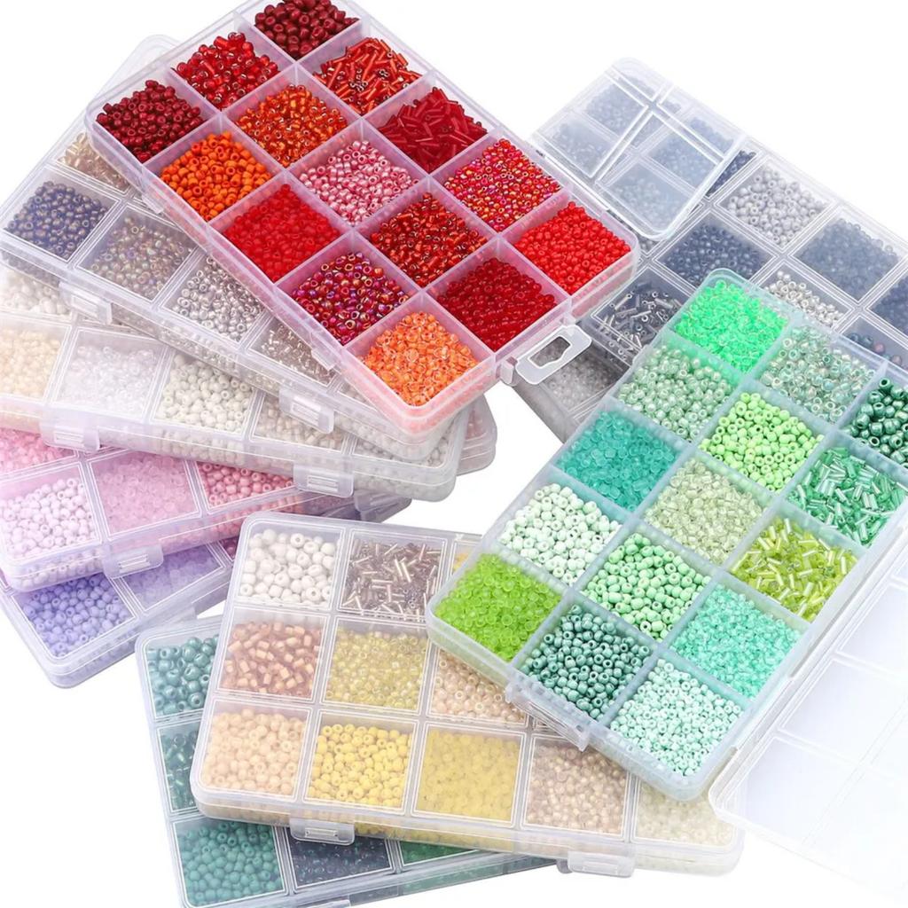 15-Fächer-Set mit Perlen, Pailletten und Imitationperlen, Für DIY-Perlenarbeiten, Kinderbeutel, Stickerei und Kleiderdekoration.