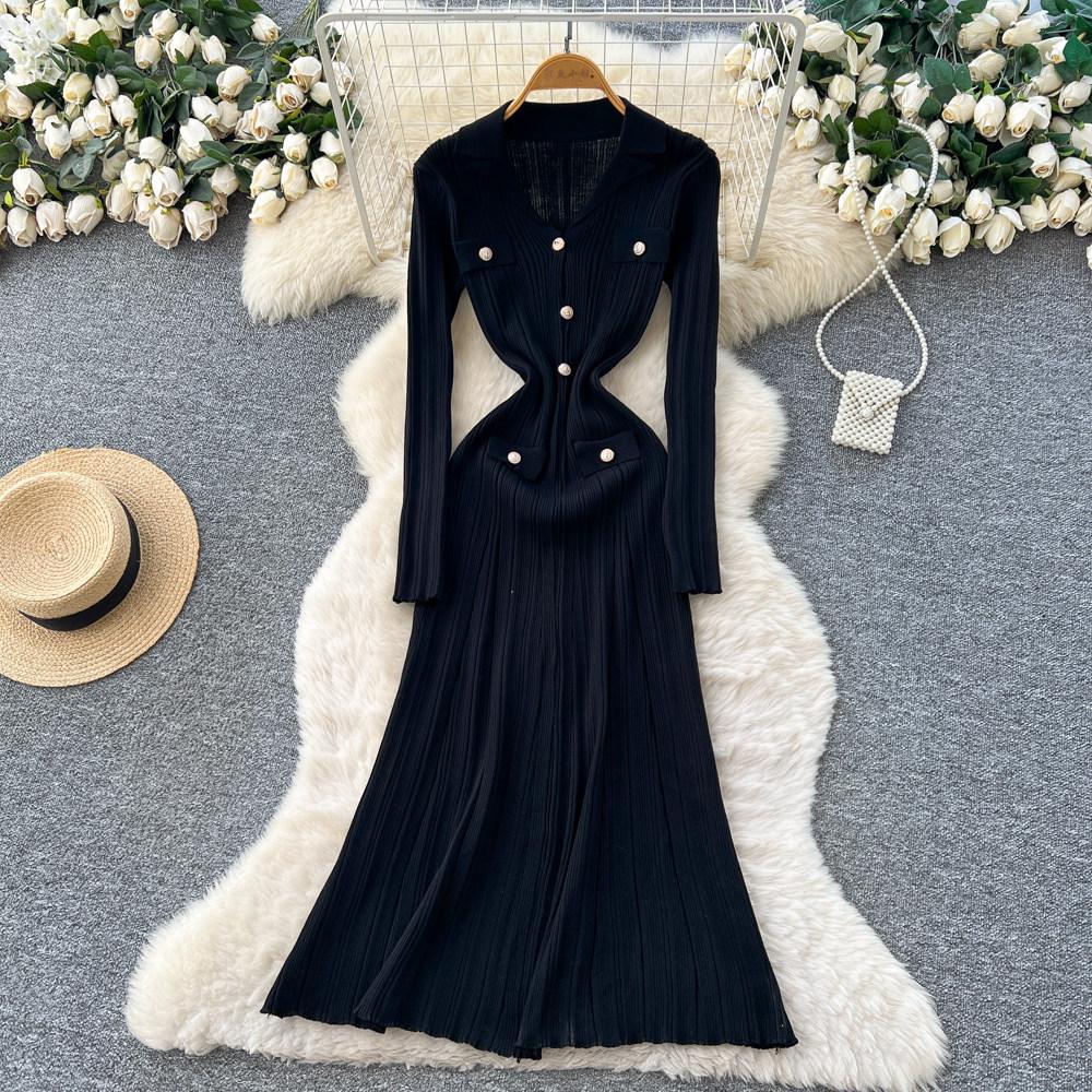 French high-end retro lapel long-sleeved metal buckle slim-fitting and thin temperament vertical pattern knitted dress