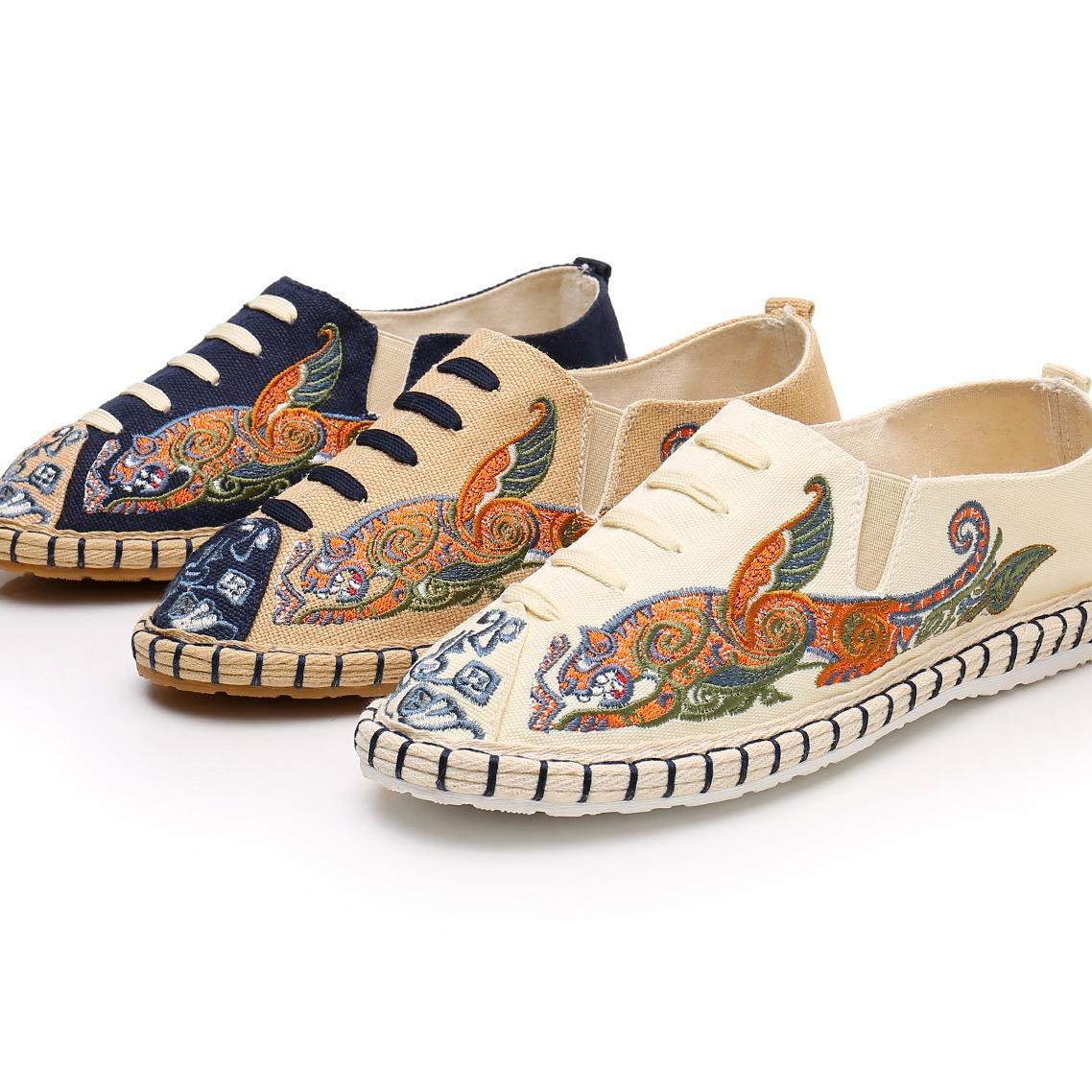 Китайский стиль Мужские и женские одинаковые вышитые туфли из ткани лазаньи — фото 6