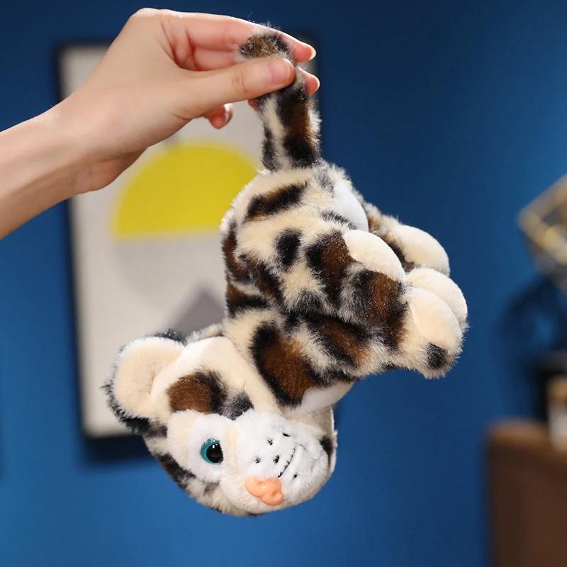 Non-Toxic 22Cm Leopard Plush Toy Kids Soft Stuffed Cute Animal Bed Pillows Bedtime Toys For Children Adults Christmas Birthday Gifts