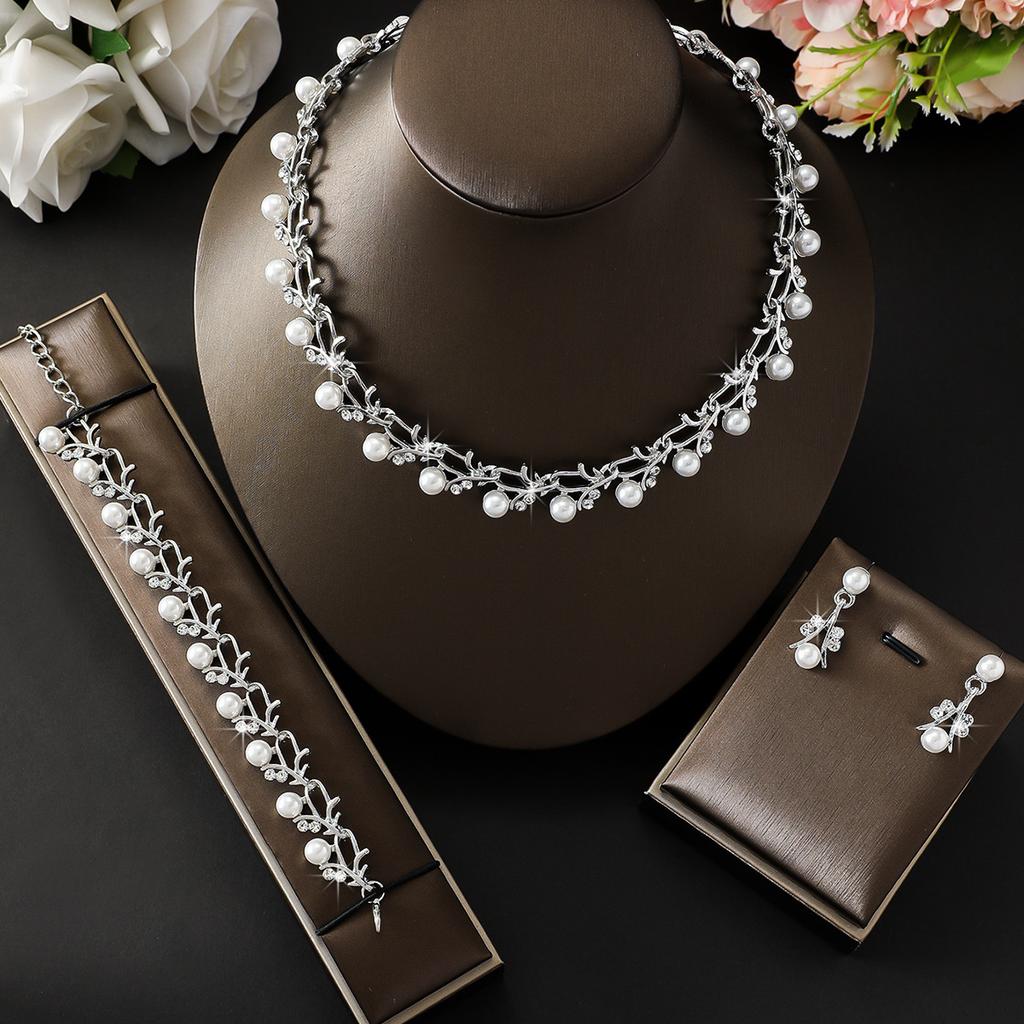 Pearl Necklace Set Women'S Alloy Diamond Necklace Earrings Bridal Premium Two-Piece Set