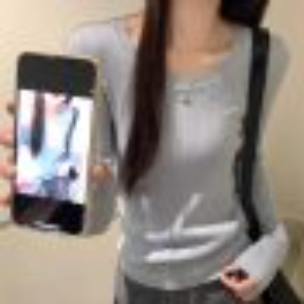 Autumn and Winter Slimming and Elegant Round-neck Patterned Soft Knitted Base Layer, Long-sleeved Sweater, Slimming Top