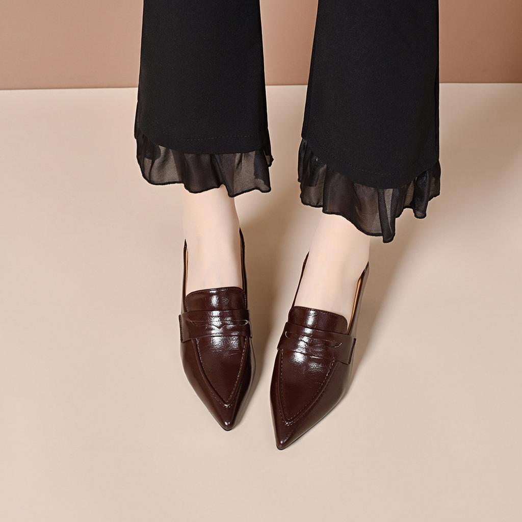 Pointed high heels women's 2025 British style shallow mouth one-pedal single shoes French retro medium heel small leather shoes work shoes