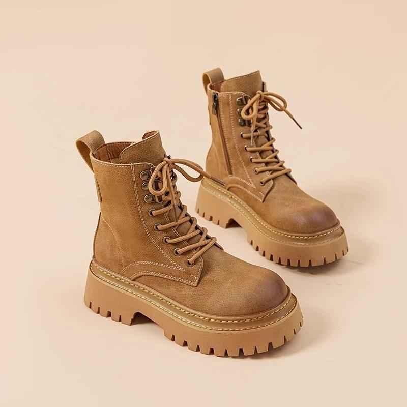 Thick Soled British Style Women's Boots with Soft Leather and Plush Ankle Boots, Fashionable Height Increasing Motorcycle Boots