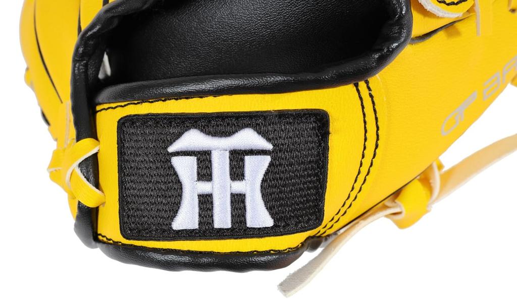 Hanshin Tigers x GP Baseball Catch Glove Set Soft Throw Parent-Child (Includes Ball) Right-Handed