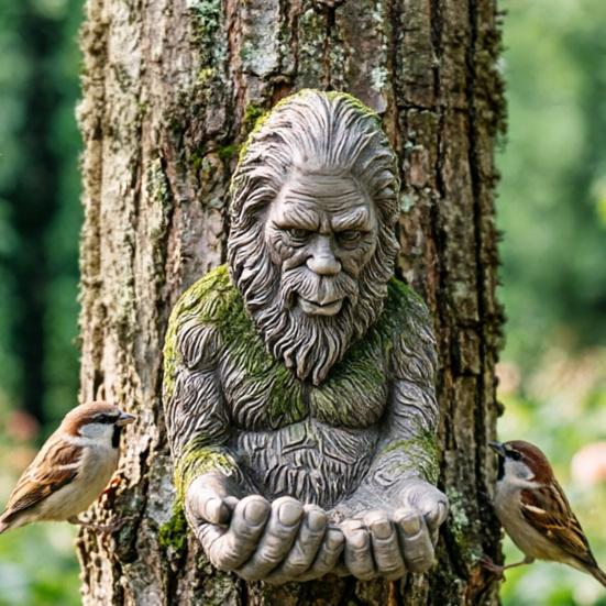 Tree Face Bird Feeder Funny Resin Hanging Bird Feeding Station Tree Mounted Forest Guardian Sculpture for Backyard Garden
