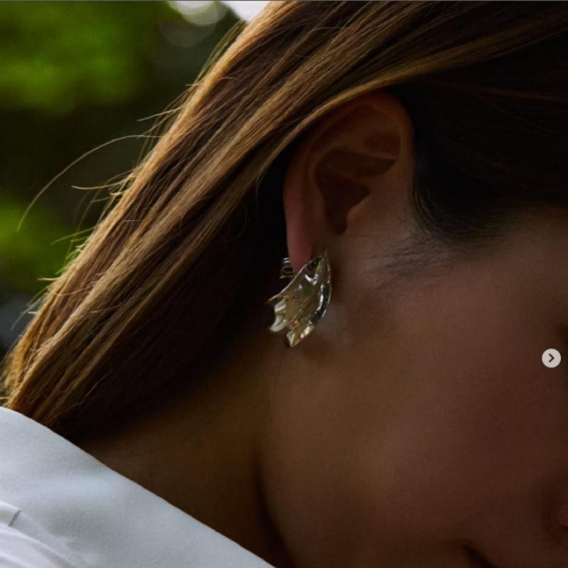 Premium Metal Tide Personality Exaggerated Fashion S925 Silver Needle Stud Earrings C Type Retro Earrings Light Luxury Earrings