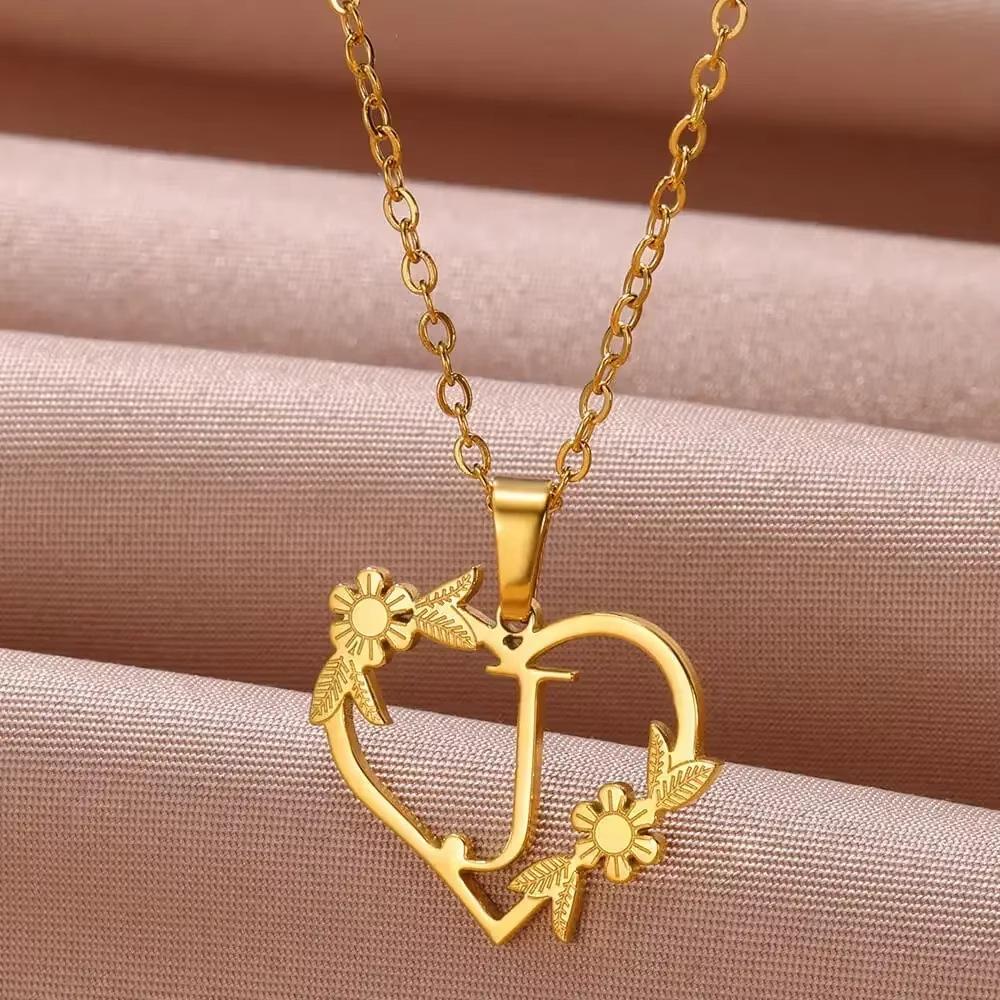 New English Alphabet Heart Pendant Gold Flower Premium Titanium Steel Gold Plated Necklace Clavicle Chain Fresh Woman