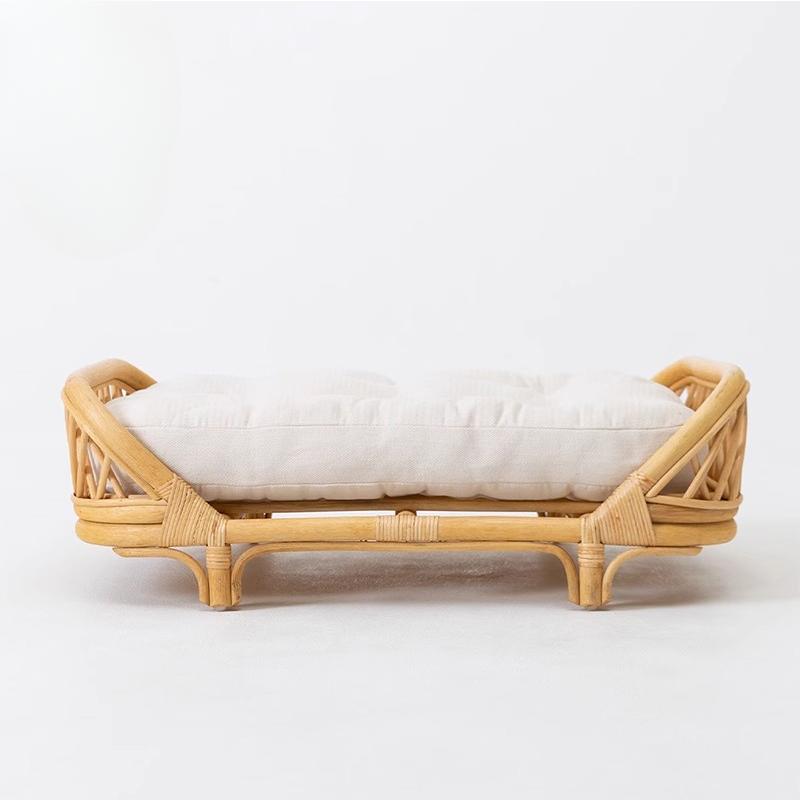Woven Rattan Dog Bed All-Season Pet Bed for Small and Medium Dogs Handmade Cat and Dog House Durable Pet Furniture for Indoor