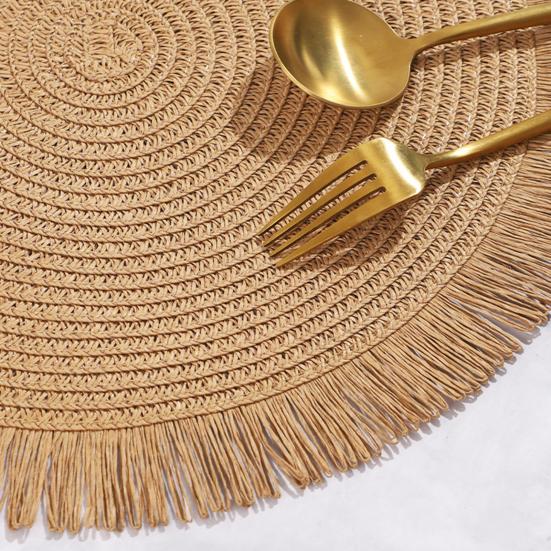 Braided Round Placemats Woven Tassel Table Mats for Kitchen Dining Heat Resistant Natural Fabric Place Mats Indoor Outdoor Use