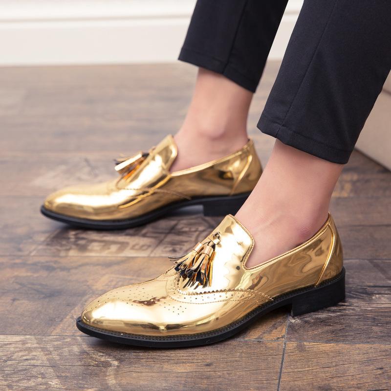 

new Spring and autumn men shoes gold Bright skin male comfortable oxford shoes luxury brogues mens Business Moccasin shoes 64nb 42 золотий