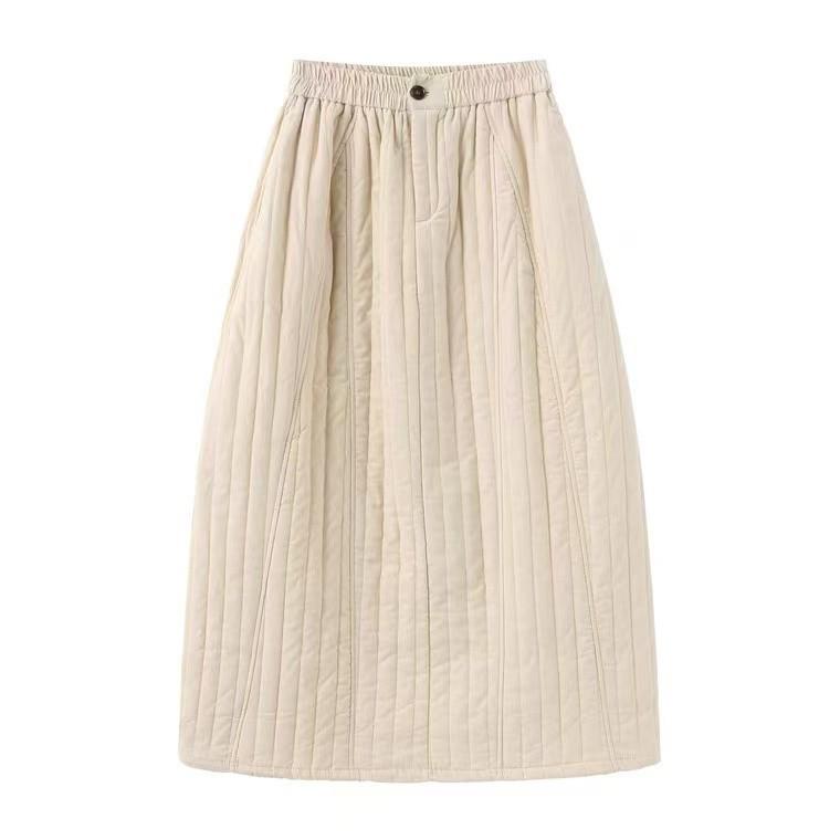 Women's Retro Quilted Skirt - Korean Casual Style, Solid Color, Autumn/Winter, Slimming Bud Design