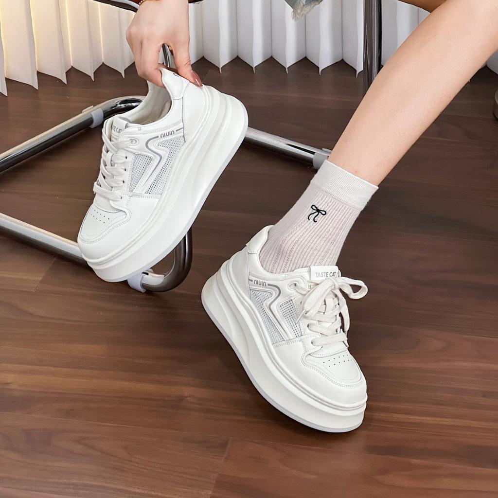 Summer leather platform white shoes women's 2025 new versatile popular mesh breathable muffin board shoes casual shoes