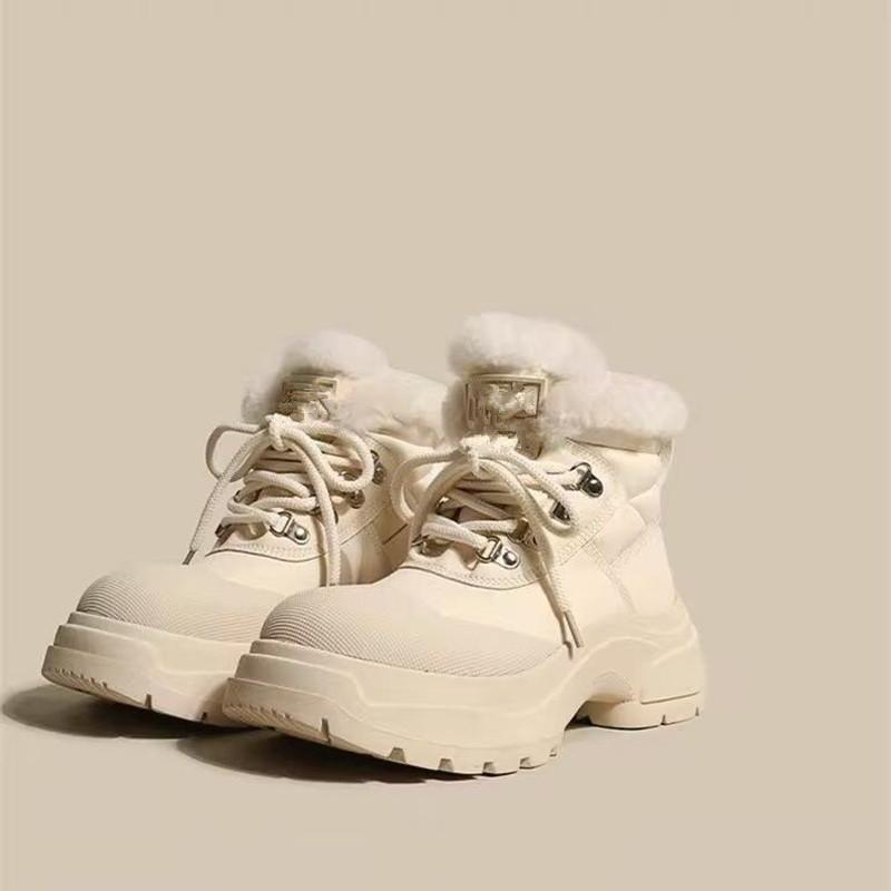 Winter Footwear Plus Size Snow Boots and Velvet Padded Warm Cotton Shoes Thick Soled Booties Women's Boots