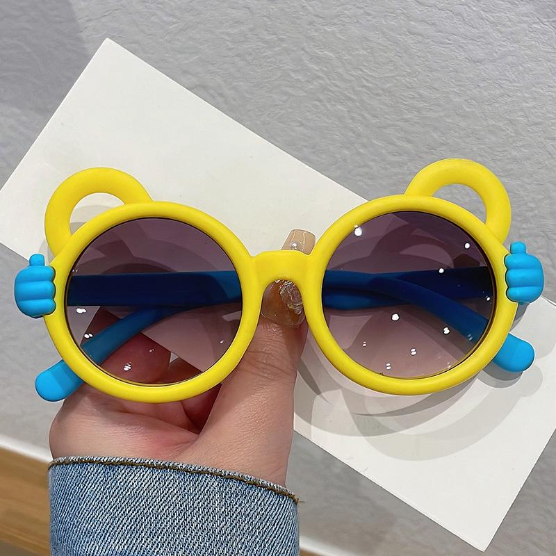 Children's cartoon sunglasses - year-old baby cute little hand sunglasses men and women and children personalized street photography sunshade glasses