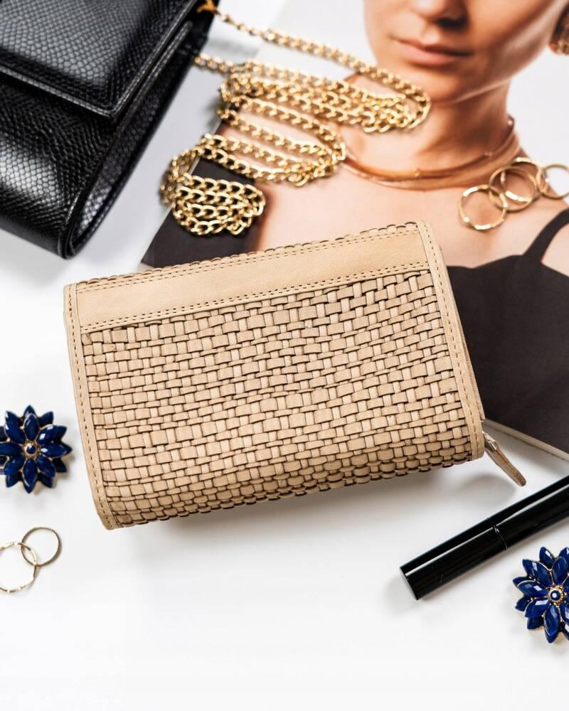 Elegant women's wallet made of natural leather - Rovicky