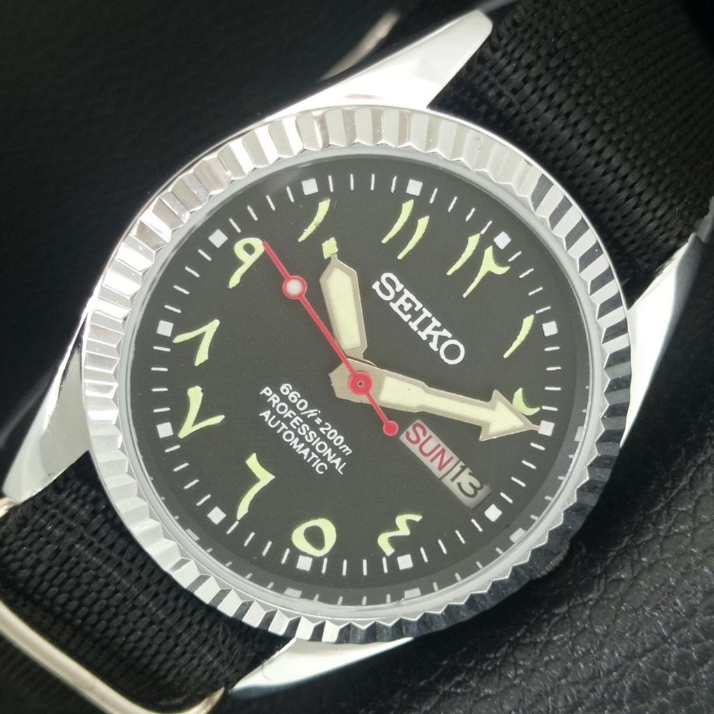 

REFURBISHED SEIKO AUTOMATIC 6309A VINTAGE JAPAN MENS BLACK DIAL WATCH a442521-1