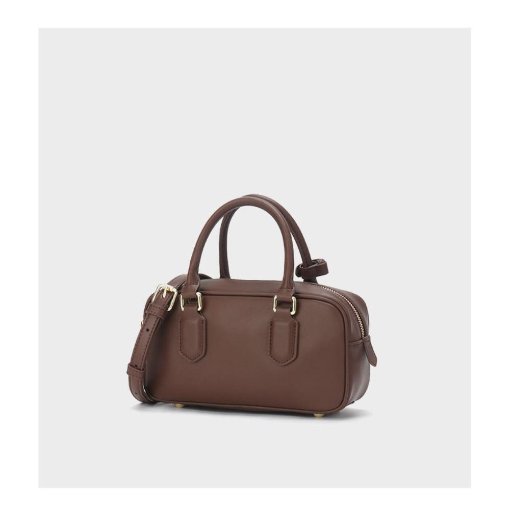 

Summer Diagonal Cross Versatile Shoulder Bag, Large Capacity Commuting Bowling Bag, Korean Niche Genuine Leather Women s Bag