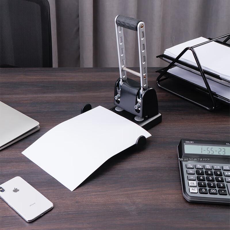 Deli 0130 Heavy-Duty 2-Hole Punch