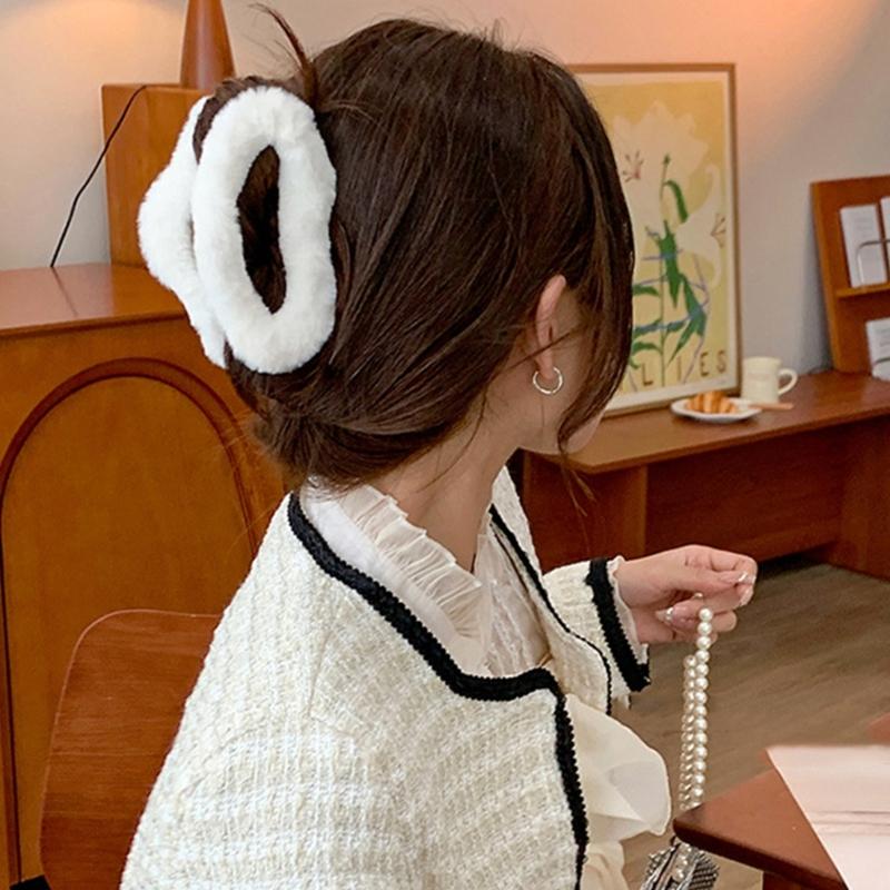 New Large Claw Clip Plush Cloud Hair Clip Stage Performances Barrettes for Women and Girls