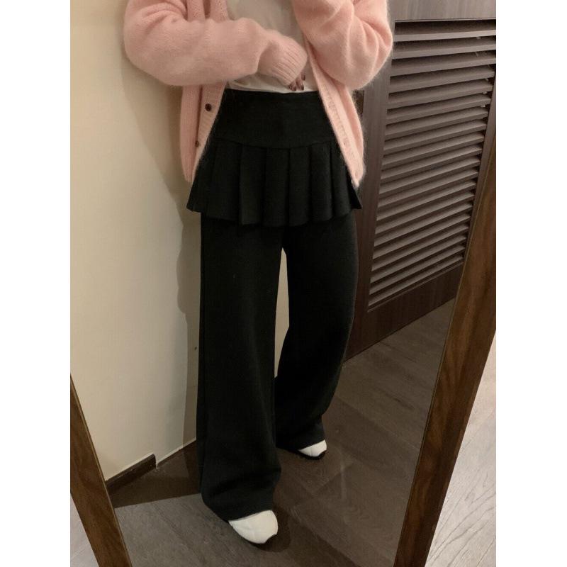 

Korean Style Elegant Faux Two-Piece Micro-Flare Skirt Pants with Velvet, Casual Versatile Loose Fit, Slimming & Cozy for Winter. Large чёрный