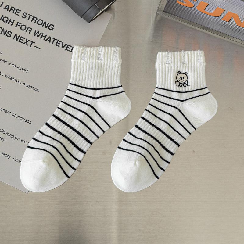 5/10 Pairs Casual Women's Mid Calf Socks Spring Summer Lightweight Black and White Striped Embroidered Cotton Socks Cute Teenage Girls' Long Socks