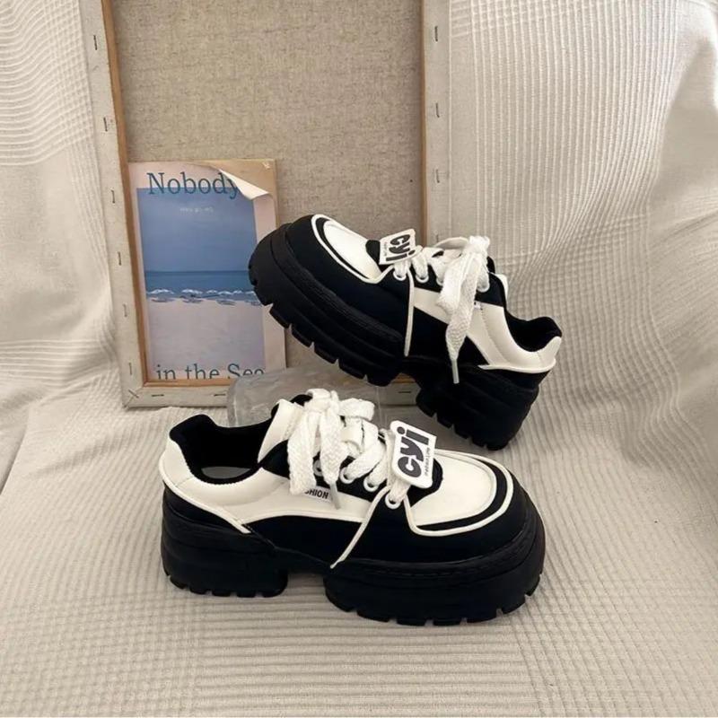 Muffin platform white shoes women's versatile niche board shoes new spring and autumn heightening casual sports shoes