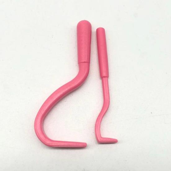 2 Pcs/Set Tick Remover Tool Pain Free Tick Removal Tweezers Portable Plastic Tick Puller Grabber for Dogs Cats Humans